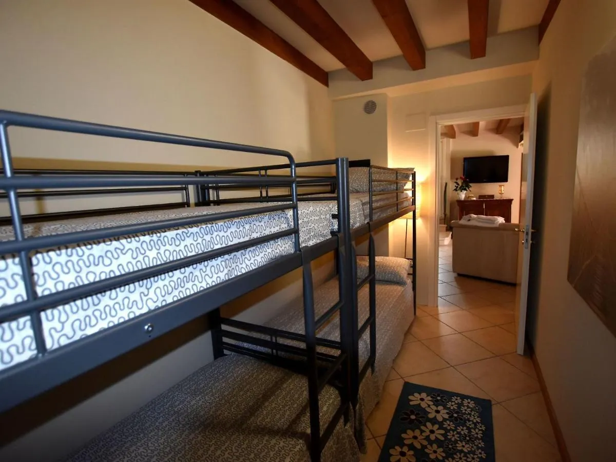 Flat In Villa, With Garden, Barbecue Pisogne Italië