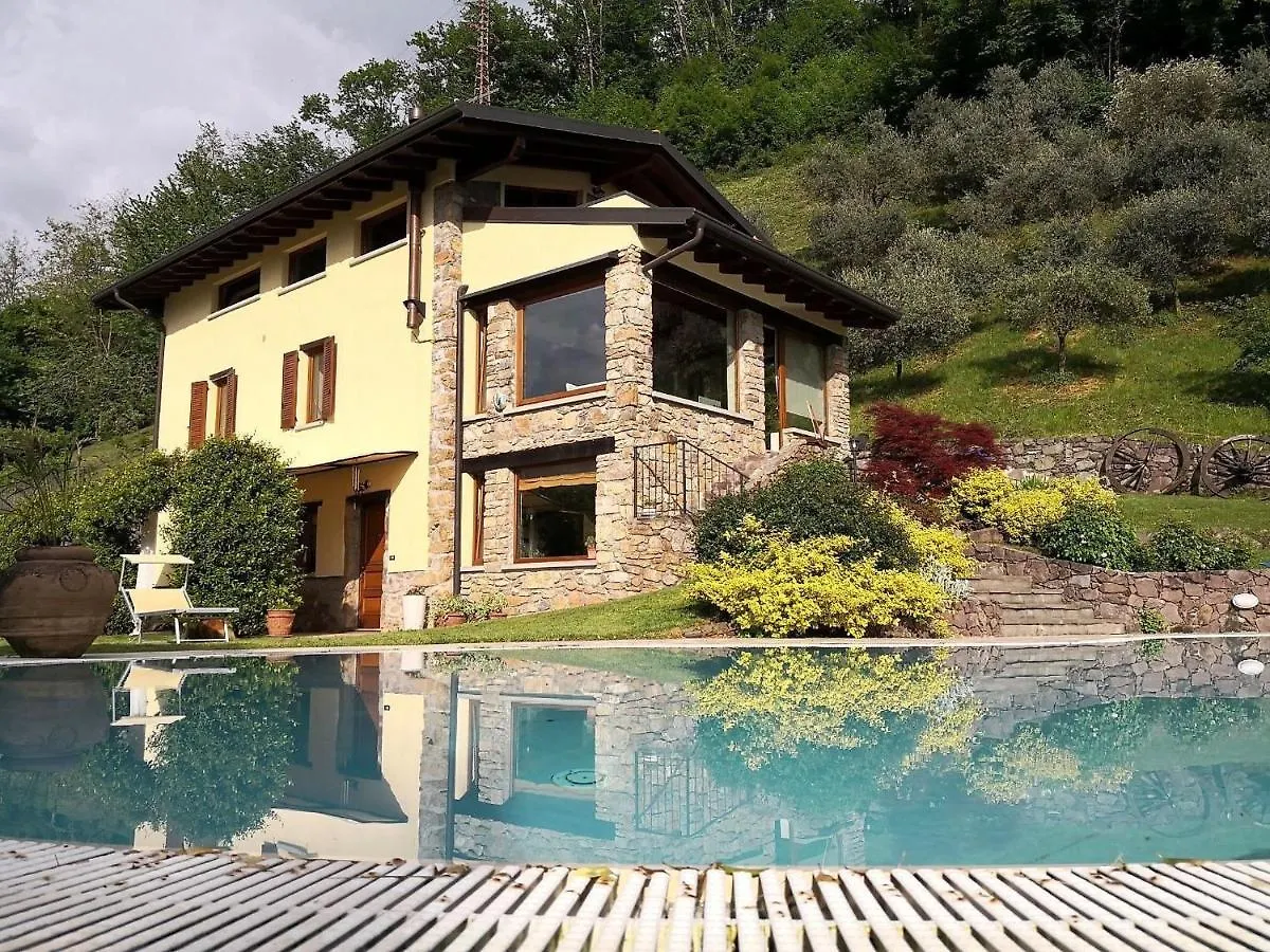 Flat In Villa, With Garden, Barbecue Pisogne