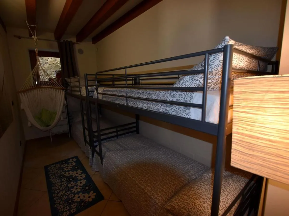 Flat In Villa, With Garden, Barbecue Pisogne 0*,